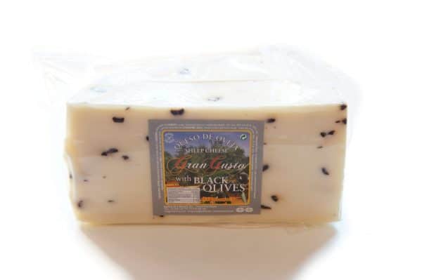 queso-de-oveja-con-aceitunas